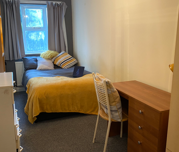 6 Bedroom Professional HMO - Photo 1