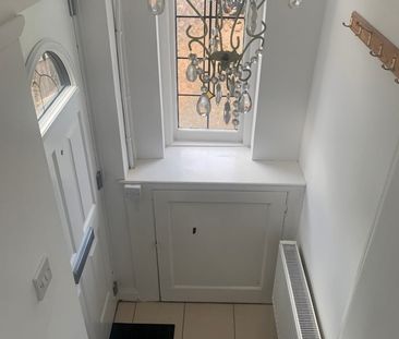 2 Bed Maisonette, St. Andrews Road, NW9 - Photo 1