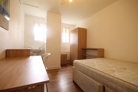 Rubicon House, City Centre - Photo 5