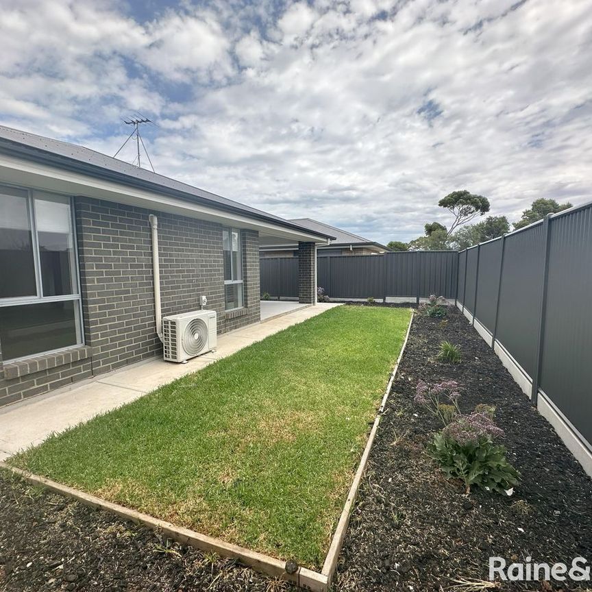 2 Maiolo Crescent, Blakeview, SA 5114 - Photo 1