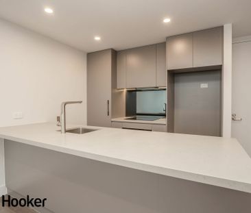 Brand new one bedroom apartment - Photo 4