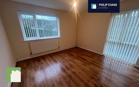 3 bedroom detached house to rent - Photo 3