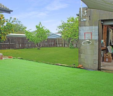 SPACIOUS HOME IN QUIET AREA - Photo 6