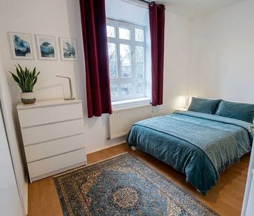 Room in a Shared Flat, London, E9 - Photo 2