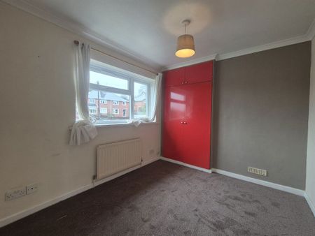 Ashfield Crescent, Wollescote, Stourbridge, DY9 - Photo 5