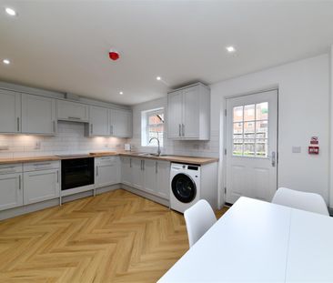 Mendip Way, Stevenage, SG1 - Photo 5