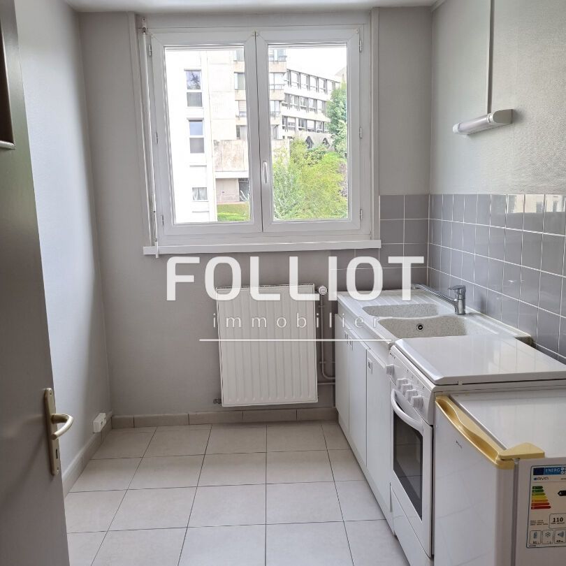 A LOUER Appartement 50000 Saint-L� 1 pi�ce 32 m� - Photo 1