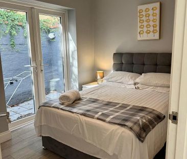 2 bedroom coach house to rent - Photo 4