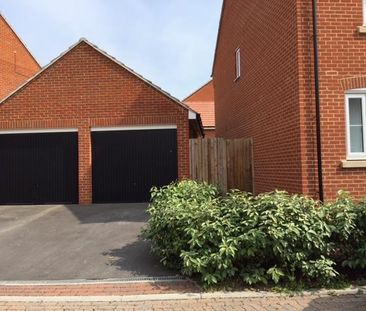 3 bedroom semi-detached house to rent - Photo 3