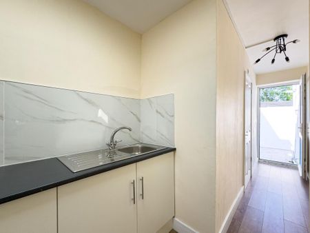 Studio to rent - Photo 4