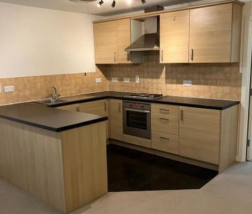 2 bedroom flat to rent - Photo 6