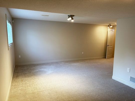 For Lease - 25 Ivybridge Drive Unit# 16, Hamilton, Ontario - Photo 1