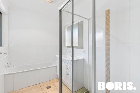 4/43-47 Hutchison Circuit, Crestwood NSW 2620 - Townhouse For Rent | Domain - Photo 5