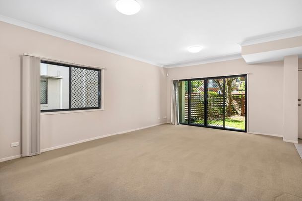 2/709 Oxley Road, Corinda QLD 4075 - Townhouse For Rent | Domain - Photo 1