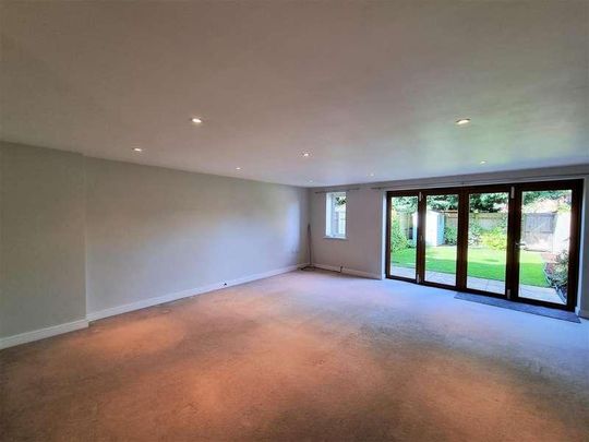 Church Mews, Upton Upon Severn,. Worcestershire, WR8 - Photo 1