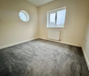 2 bedroom detached house to rent - Photo 3