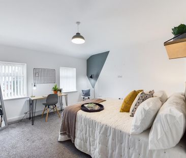 1 bedroom in a house share to rent - Photo 1