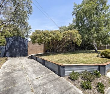 Perfect Family Living in Popular Heatherhill Road Location - Photo 3