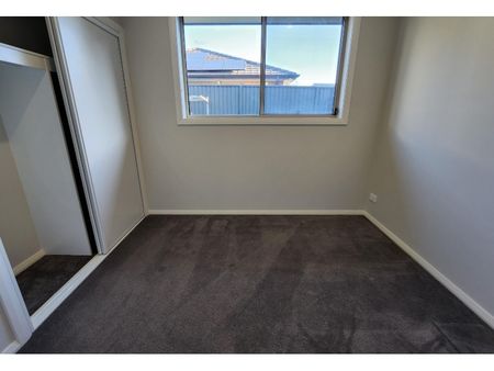 27A Stonecrop Street - Photo 4