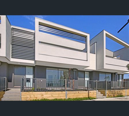 30 England St, Werribee, Vic 3030 - Photo 1