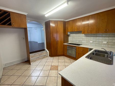 EASY LIVING - Photo 4