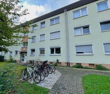 Gemütliche 2-Zi.-Wohnung im Erdgeschoss mit Balkon! - Photo 3