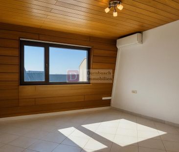Top!! 3,5 Zimmer mit Balkon, Klimaanlage, Einbauküche und Tiefgarag... - Foto 1