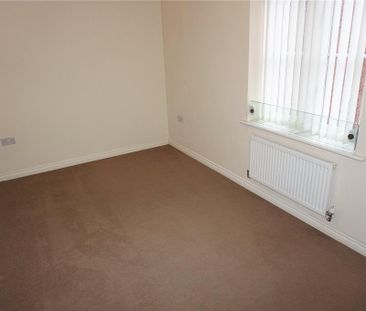 2 bedroom semi-detached house to rent - Photo 2