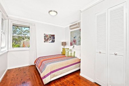 Exquisite Single-Level Family Residence in Coveted Killara Locale - Photo 4