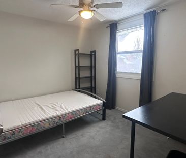 For Lease - 433 Keats Way Unit# 1, Waterloo, Ontario - Photo 3