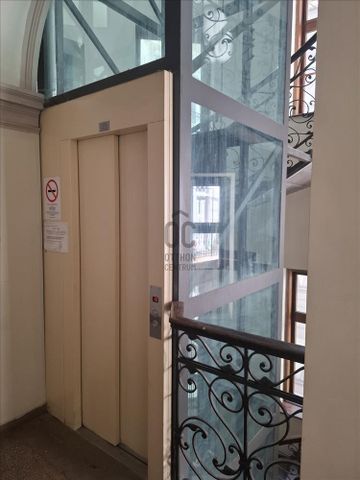 Kiadó jó állapotú lakás - Budapest VI. kerület - Fotó 2