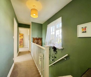 3 bedroom House To Let - Photo 2