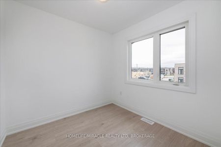 For Lease - 4 Haven Lane, Barrie, Ontario - Photo 3