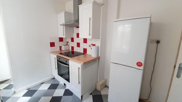 Douglas Road, Horfield, Bristol - Photo 1