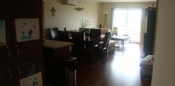 Chomedey 4-1/2 Apartment to Rent - 4-1/2 Apartement a Louer - Photo 2