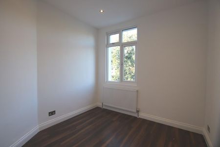 3 bedroom maisonette to rent - Photo 2