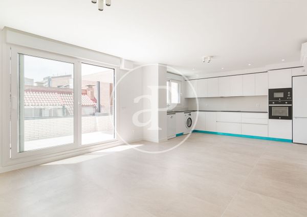 Penthouse for rent in Canillas (Hortaleza)