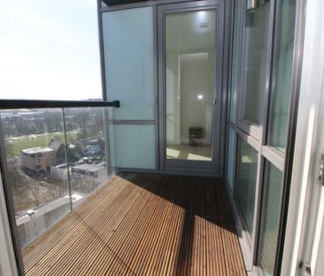 2 bed Flat for rent - Photo 5