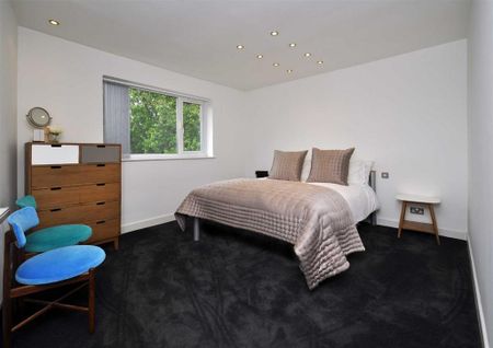 3 bedroom detached house to rent - Photo 3