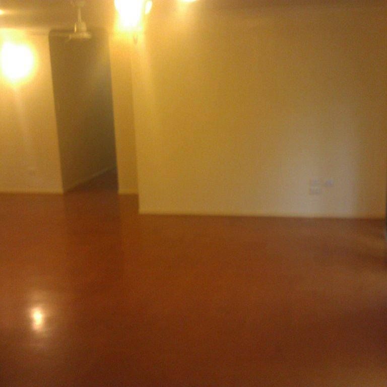 4 BED, UNFURNISHED HOUSE, PETS CONSIDERED - Photo 1