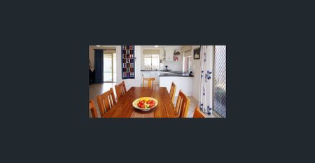 Discover Your Dream Home in Northgate! with Solar Panel and EV Charger - Photo 2