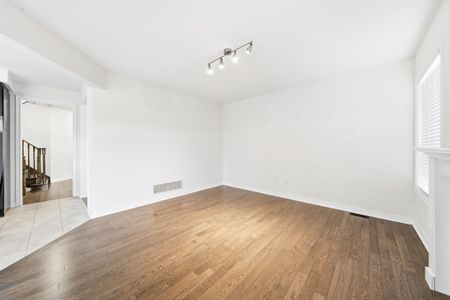 For Lease - 124 Chandler Terrace, Woodstock, Ontario - Photo 3