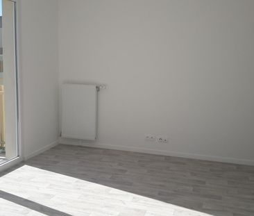 location Appartement T2 DE 45.83m² À JOUY LE MOUTIER - Photo 6