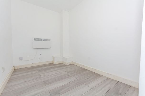 St. Matthews Road, Smethwick - Photo 1