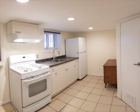 For Lease - 541 Palmerston Boulevard Unit# 3, Toronto, Ontario - Photo 5