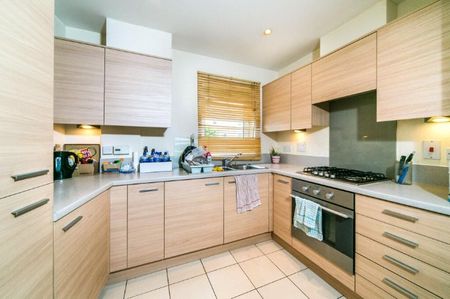 2 bedroom apartment to rent - Photo 4