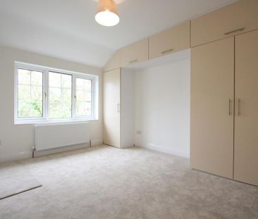 3 bedroom terraced house to rent - Photo 6