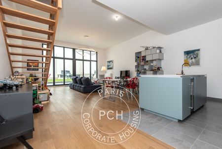 Rue Albert Dhalenne, - Photo 2