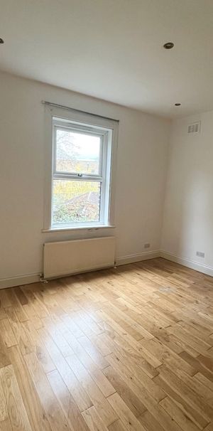 Studio Flat, Oakfield Road, CR0 - Photo 1