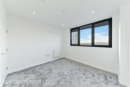 High Road, Whetstone - Photo 4